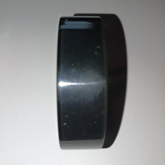 Iris Apfel & Bajalia Clear Apple juice Lucite and Black Chunky Bangle Bracelet - Picture 3 of 8